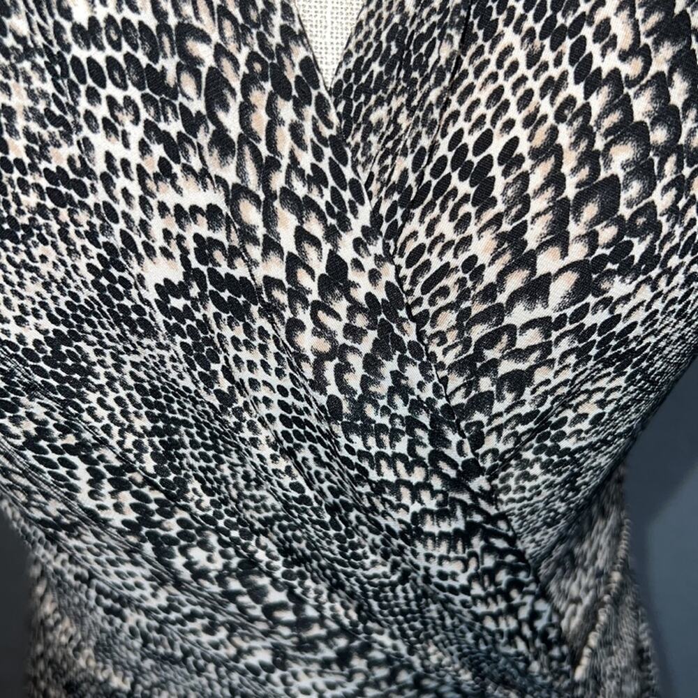 Hailey 23 Seanna Knit Faux Wrap Knit Dress - NWOT - Size M - Picture 8 of 11